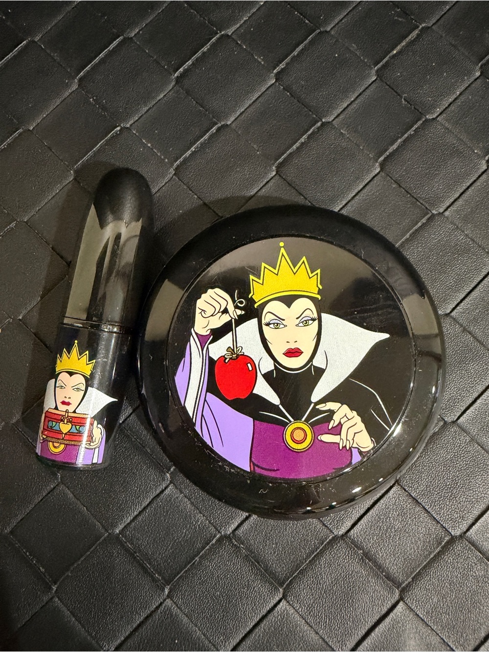 MAC Cosmetics LE Villains Evil Queen Set